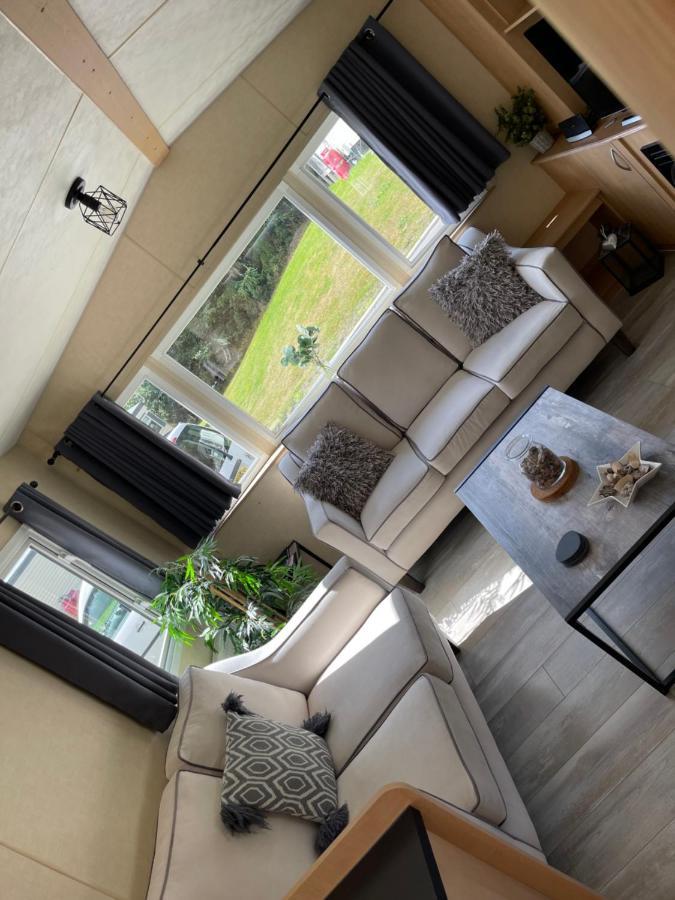 Percy Wood Lodge With Hot Tub Near Alnwick Swarland Buitenkant foto